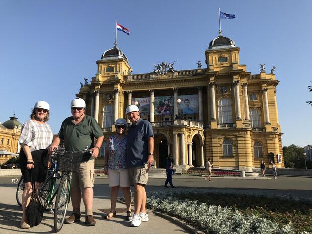 3-Hour Private Zagreb Biking Tour with Local Artisan Shopping - image 2